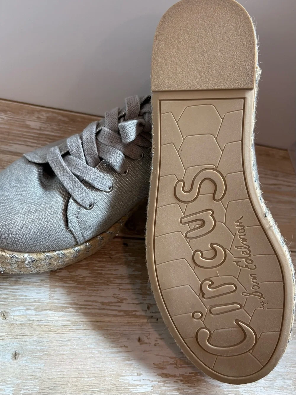 Circus by Sam Edelman Silver Platform Espadrille Sneakers Size 9M